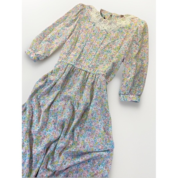 LisaII Dresses & Skirts - Lisa II Vintage 90's Floral Dress Cottagecore Midi 8 Twee Prairie Coquette
